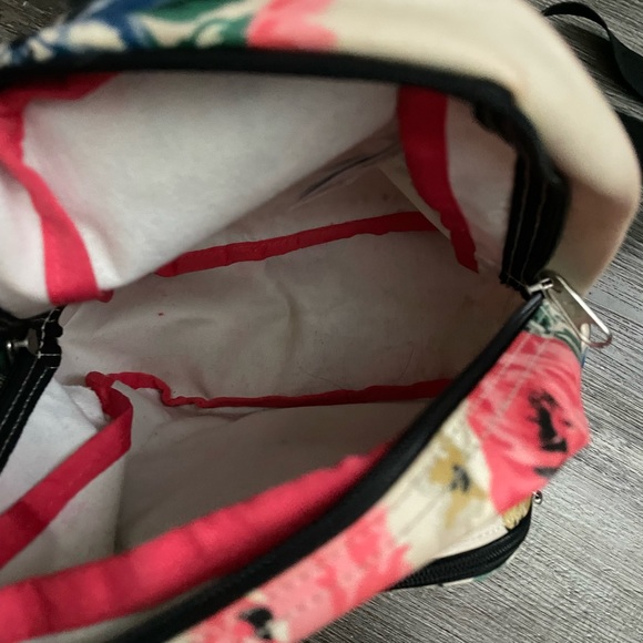 Mini Jansport backpack - Picture 2 of 3